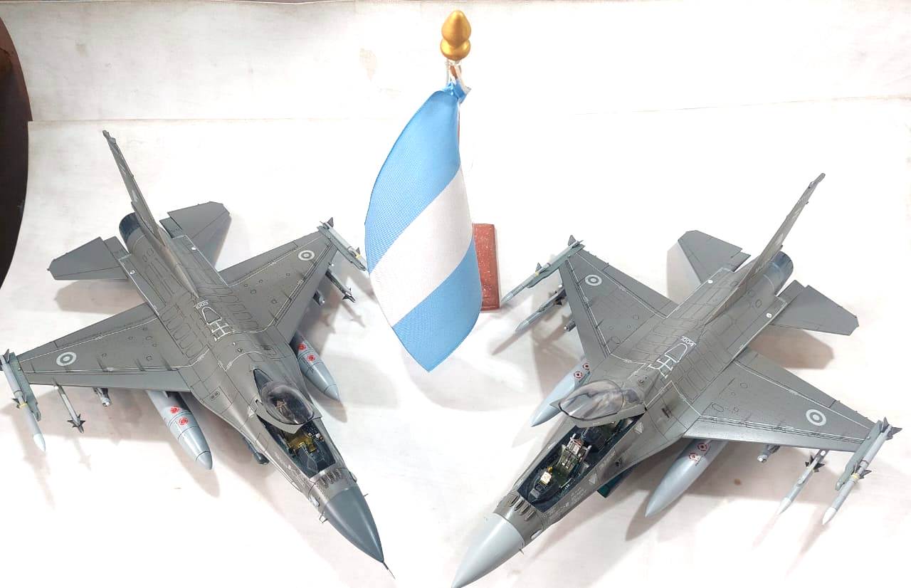 Detalle F-16 A Fuerza Aerea Argentina 1/48 Con Aerocalcas