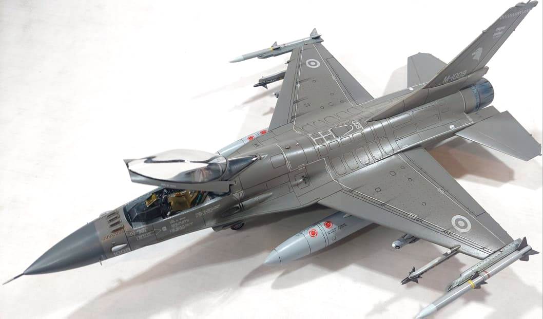 Detalle F-16 A Fuerza Aerea Argentina 1/48 Con Aerocalcas